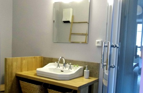 Bagnols-les-Bains Bed & Breakfast | L'Atelier S