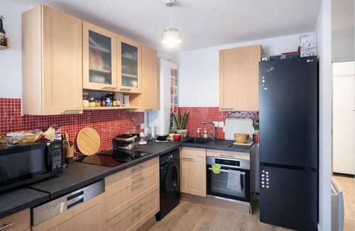 Hotel-de-Ville Apartment | L'Atelier Van Gogh | 72 m² luminous