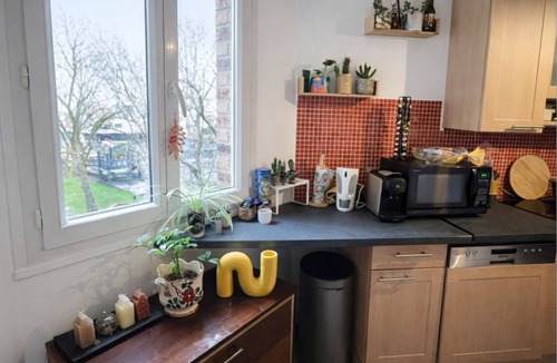 Hotel-de-Ville Apartment | L'Atelier Van Gogh | 72 m² luminous