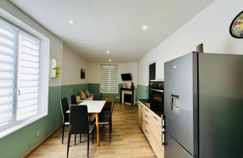 La Fere Apartment | L'Athéna