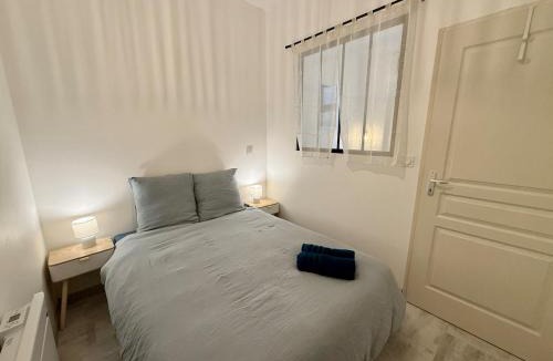Castelnaudary Apartment | L'Atrium - Cour intérieure & box vélo, rdc