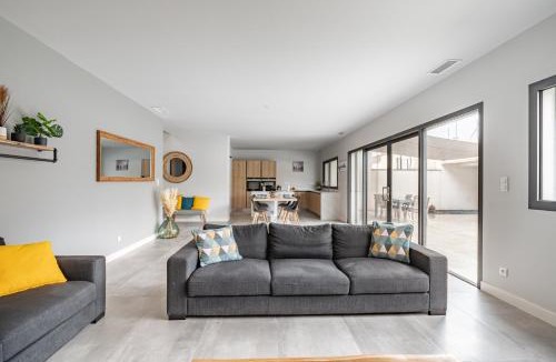 Laroque-des-Alberes House | L'Attrape Rêves