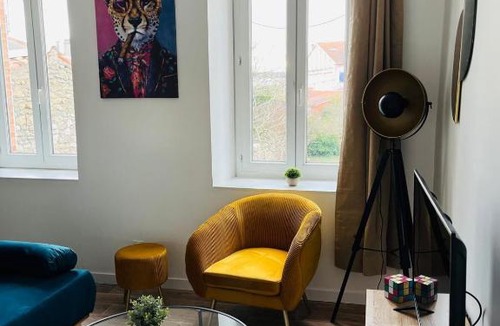 Castres Apartment | L'atypique l 2 chambres l Clim