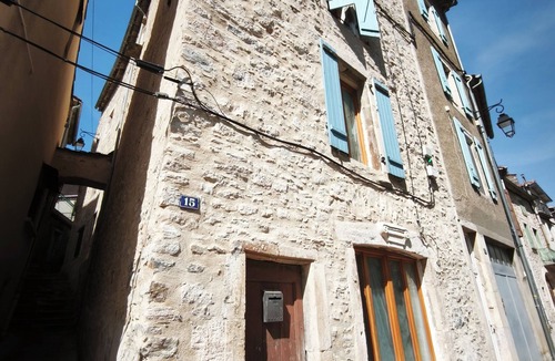Saint-Pons-de-Thomieres Apartment | L'Aube de Pierre, Saint-Pons-de-Thomières