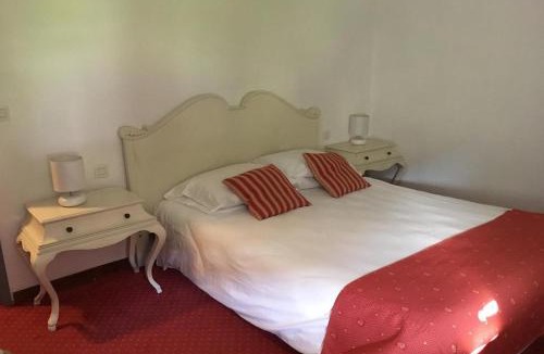 Latour-de-Carol Bed & Breakfast | L'Auberge Catalane