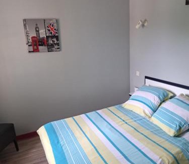 Chevillon House | L' auberge de l'écluse