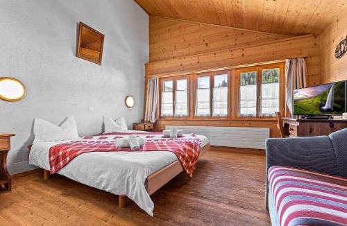 Vers L'Eglise Hotel | L'Auberge de L'Ours