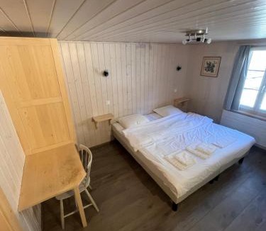 La Comballaz Hotel | L'Auberge de la Combal