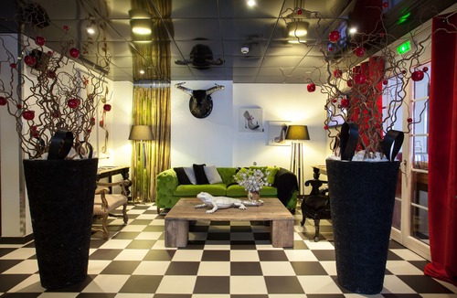 Vetraz-Monthoux Hotel | L' Auberge de Maison Rouge