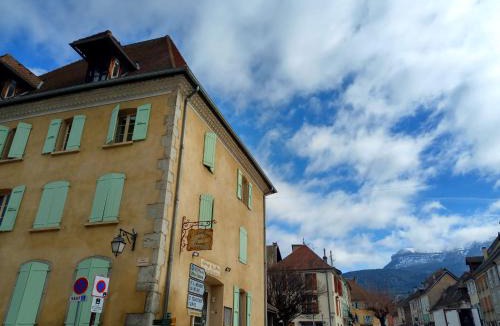 Mens Hotel | L'Auberge de Mens