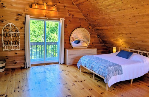 Wakefield House | L'Auberge des Collines Full Guest Suite