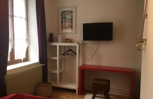 Nanteuil-sur-Marne Hotel | L auberge du lion d or