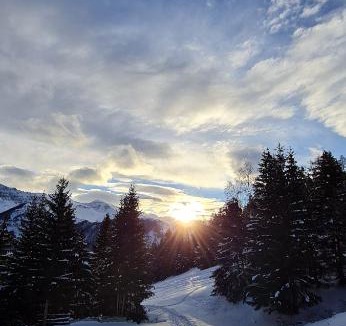 Saint-Vincent-les-Forts Apartment | L'Auberge