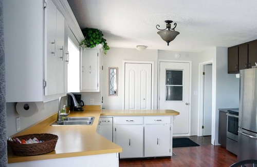 Cochrane House | L’Auberge - Sauna + Heated Garage + Large Parking