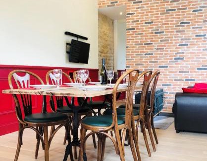 Corcelles-les-Arts Hotel | L'Aubergiste