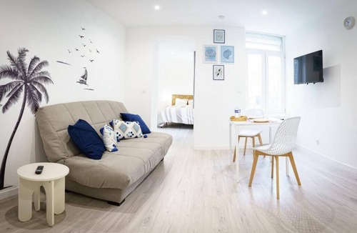 Saint-Quentin Apartment | L'Audacieux de Longueville