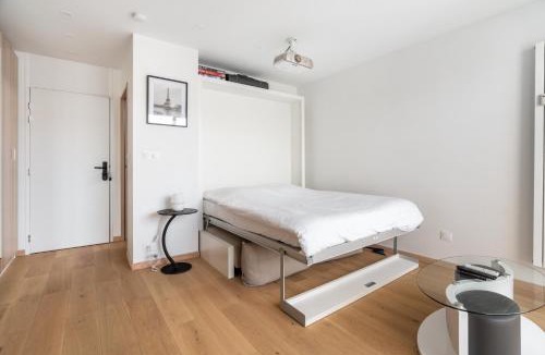 Gentilly Apartment | L'Auguste - Face RER B - Free Parking