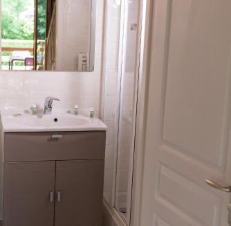 Cessenaz Hotel | L'Aurore du Lac