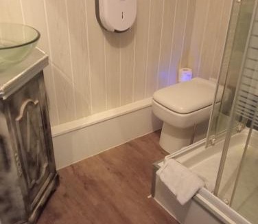 Saint-Amand-Montrond Hotel | l'authentique