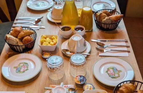 Beaumont-le-Roger Bed & Breakfast | L'Authentique
