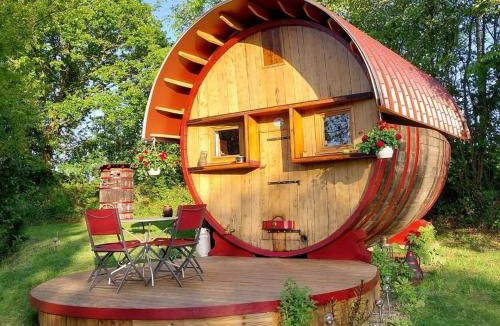 Litteau House | L'authentique Tonneau à Cidre d'Emma