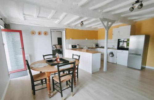 Lys-Haut-Layon House | L'Autre Maison