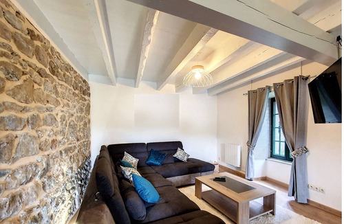 Chambon-sur-Lac Cottage | L'auvergnate