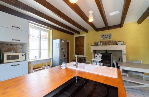 Quincay Villa | L'Auxance: Large charming house with swimming pool