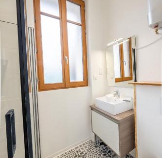 Saint-Quentin Apartment | L'avant-gardiste - Appart'Hotel Le Gatsby
