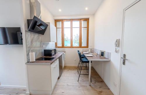 Saint-Quentin Apartment | L'avant-gardiste - Appart'Hotel Le Gatsby