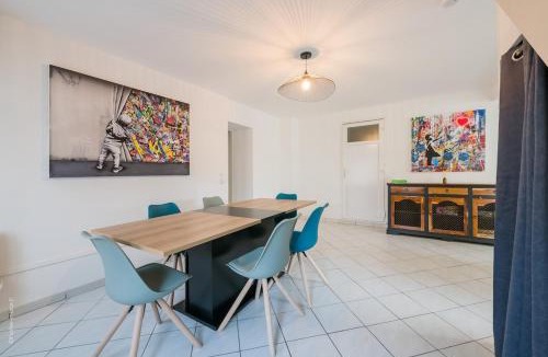 Saint-Cheron Apartment | L'Avant Gardiste ~ Terrasse ~ Barbecue ~ Gare