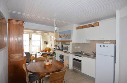 Bouzigues Apartment | L'Avocette