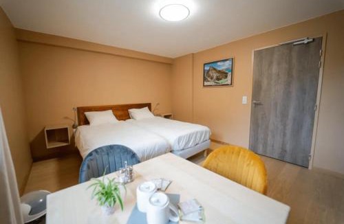 Senez Hotel | L'Azimut