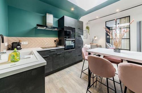 Segre Apartment | L'Azur chaleureux et cocooning