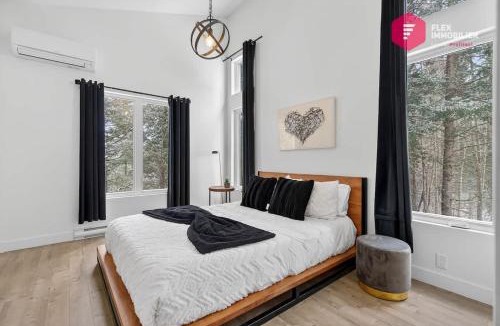 Pont-Rouge House | L'Azur de Portneuf - Chalet lumineux avec spa et véranda à Pont-Rouge - Resort près de Québec