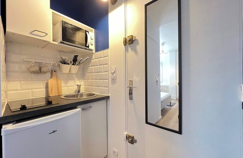 Fontaine-Bayonne-Cartoucherie Apartment | L'Azur - Studio Cartoucherie - 2p