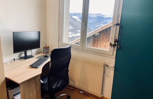 Quaix-en-Chartreuse House | L’Echappée en Chartreuse – Peaceful Home with Mountain Views