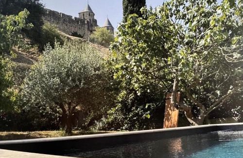 Carcassonne Villa | L'Echauguette, villa de luxe avec piscine au pied de la Cité