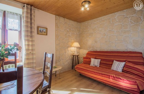 Thoiry House | L'ECLAIRCIE - THOIRY