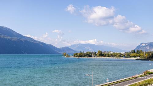 Tresserve Apartment | L'Eclat - vue imprenable sur le lac