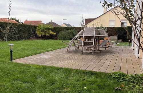 Langrune-sur-Mer House | L'Eclipse Sur Nacre