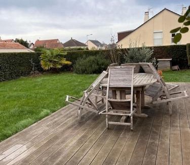 Langrune-sur-Mer House | L'eclipse sur Nacre