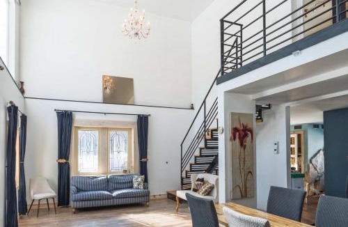 Rouyn-Noranda House | L'Ecomaison - Luminous & Open Space