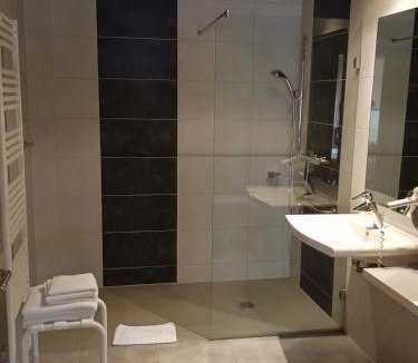 Wissembourg Hotel | L Ecrevisse