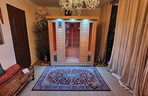 Vaires-sur-Marne House | L'Ecrin de Rûmi - Jacuzzi & Sauna - Spa japonais