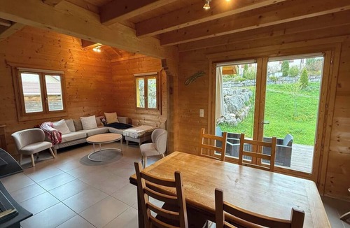 Premanon Ski Chalet | L'ecrin des Epicéas - Family chalet - sleeps 9