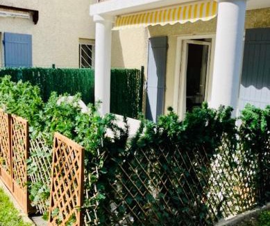 Digne-les-Bains Apartment | L Ecrin des sources pour 4 pers, proche des Thermes, piscine, terrasse