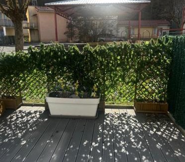 Digne-les-Bains Apartment | L Ecrin des sources pour 4 pers, proche des Thermes, piscine, terrasse