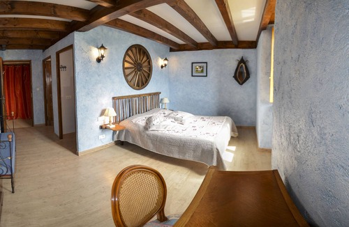 Tauriac-de-Naucelle Bed & Breakfast | L'Ecrin Du Ségala B&B