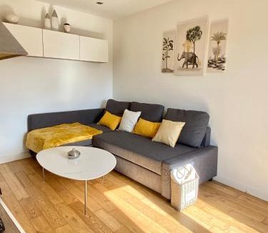 Conflans-Sainte-Honorine Apartment | L'Ecrin Meulière